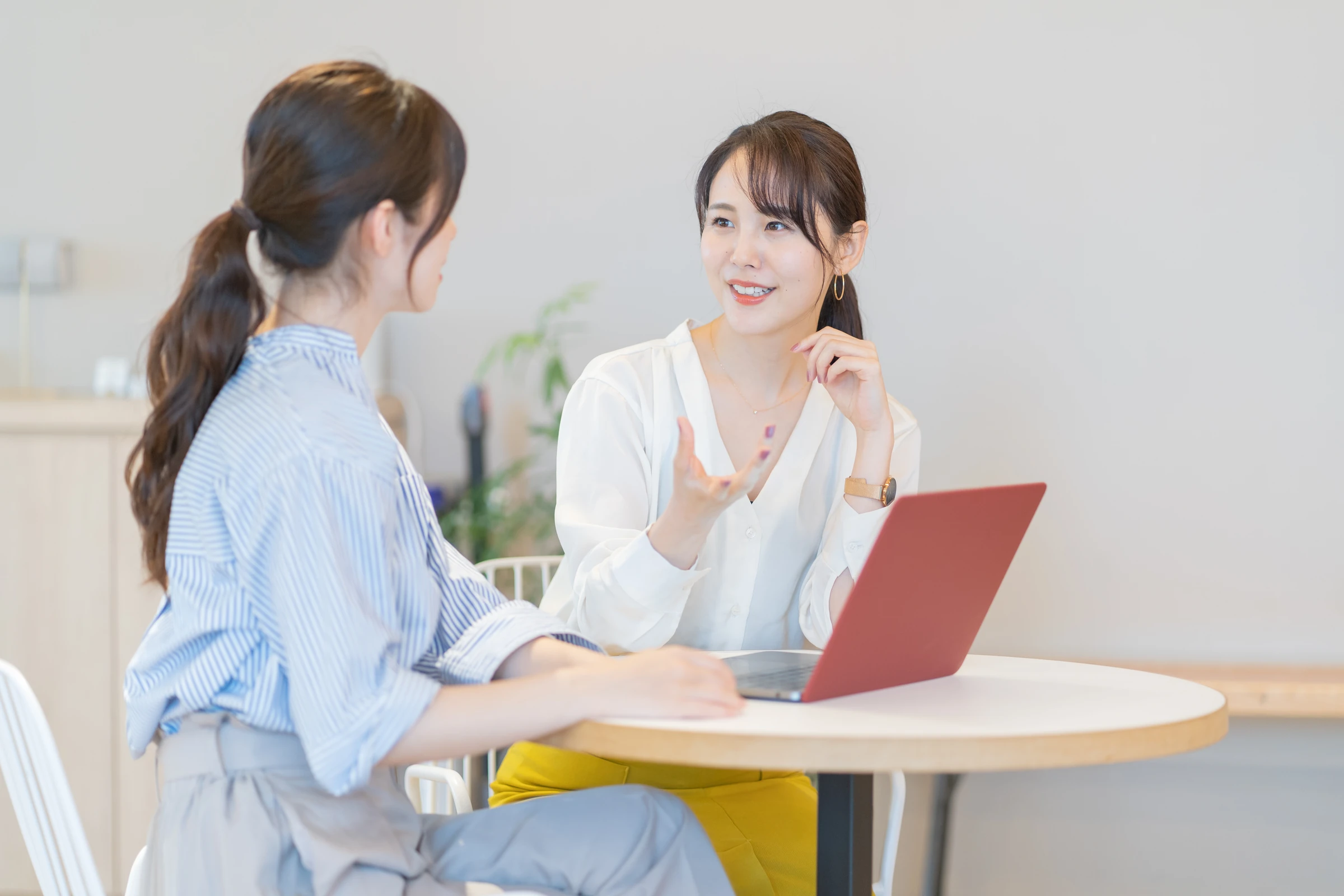 相談の場面を表すイメージ